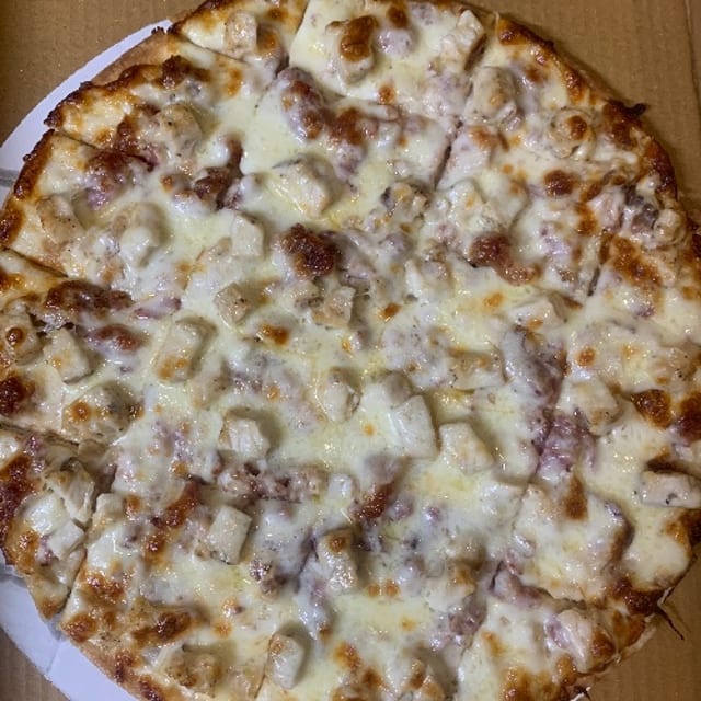 Chicken Bacon Ranch Pizza (12").