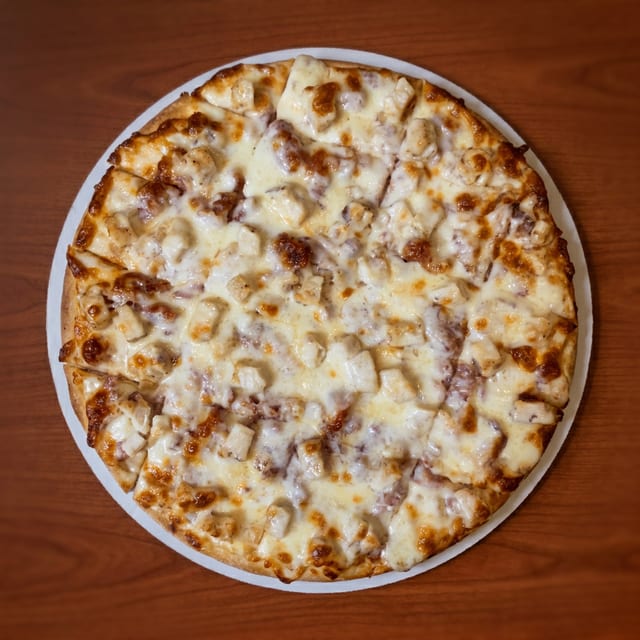 Chicken Bacon Ranch Pizza (16").